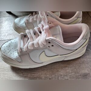 Nike Dunk Low Premium